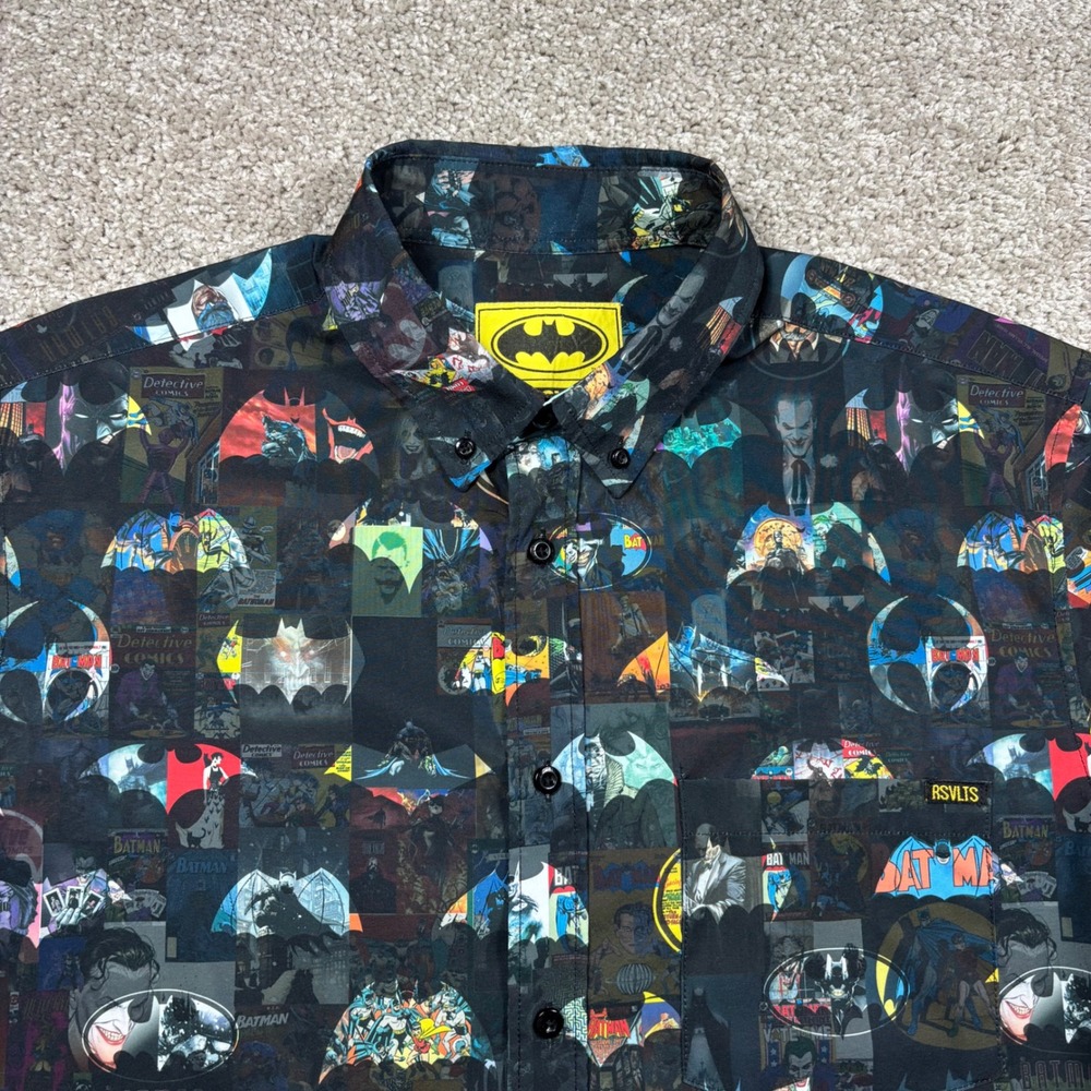 RSVLTS Batman DC Comics KUNUFLEX Short Sleeve Button Down Shirt Mens Medium